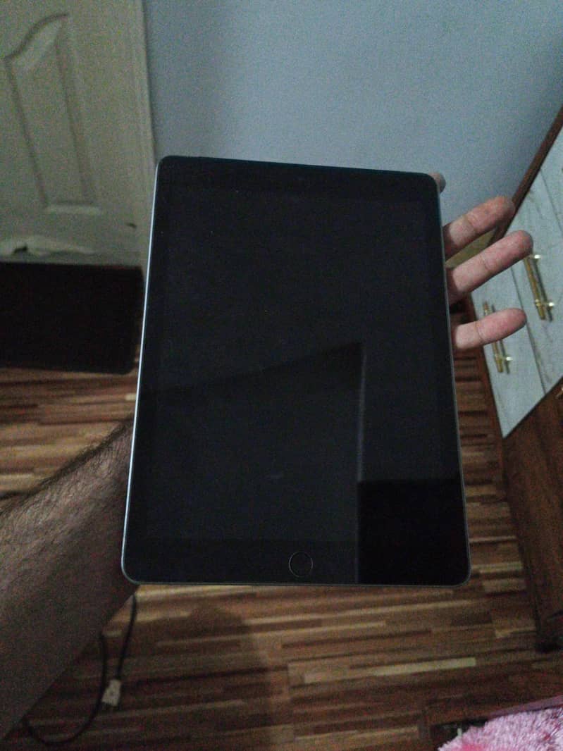 apple ipad 6th generation 3