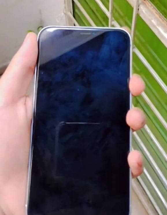 Apple iPhone 11 1