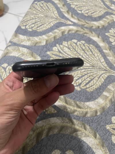 Apple iPhone SE 2020