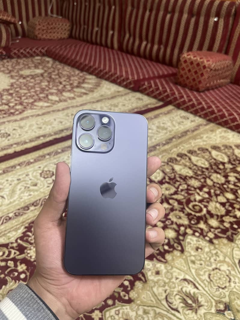 Apple iPhone 14 Pro Max 2