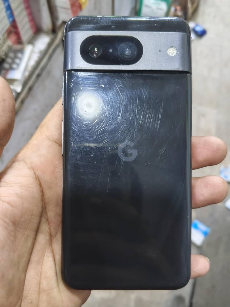 Google Pixel 8 2