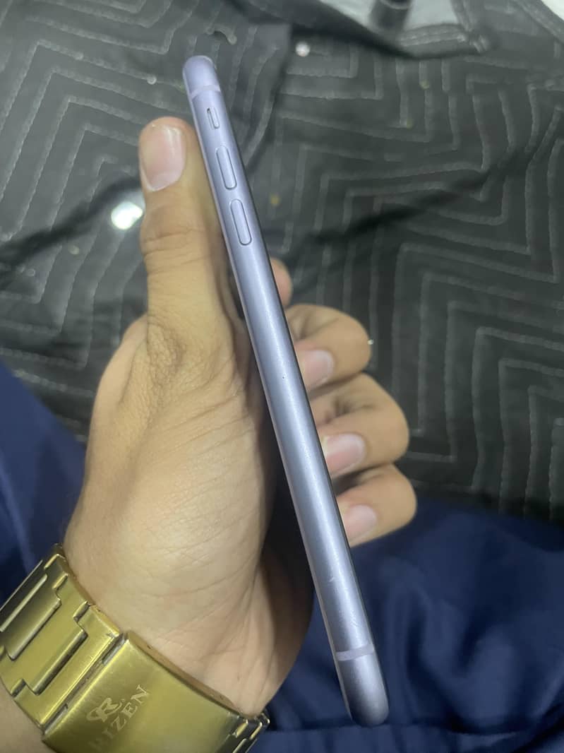 Apple iPhone 11 2