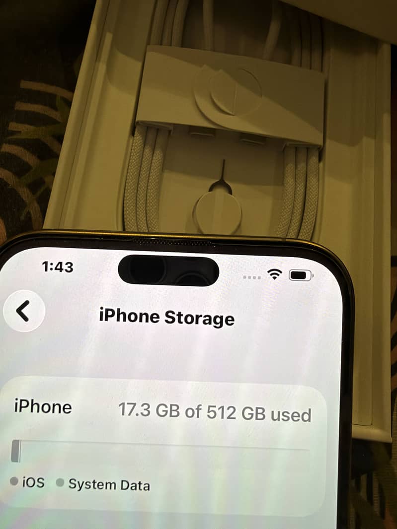 Apple iPhone 16 Pro Max 7