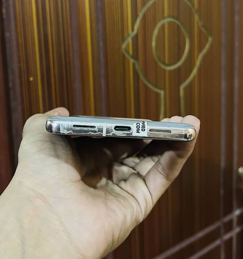 Google Pixel 7 Pro 6