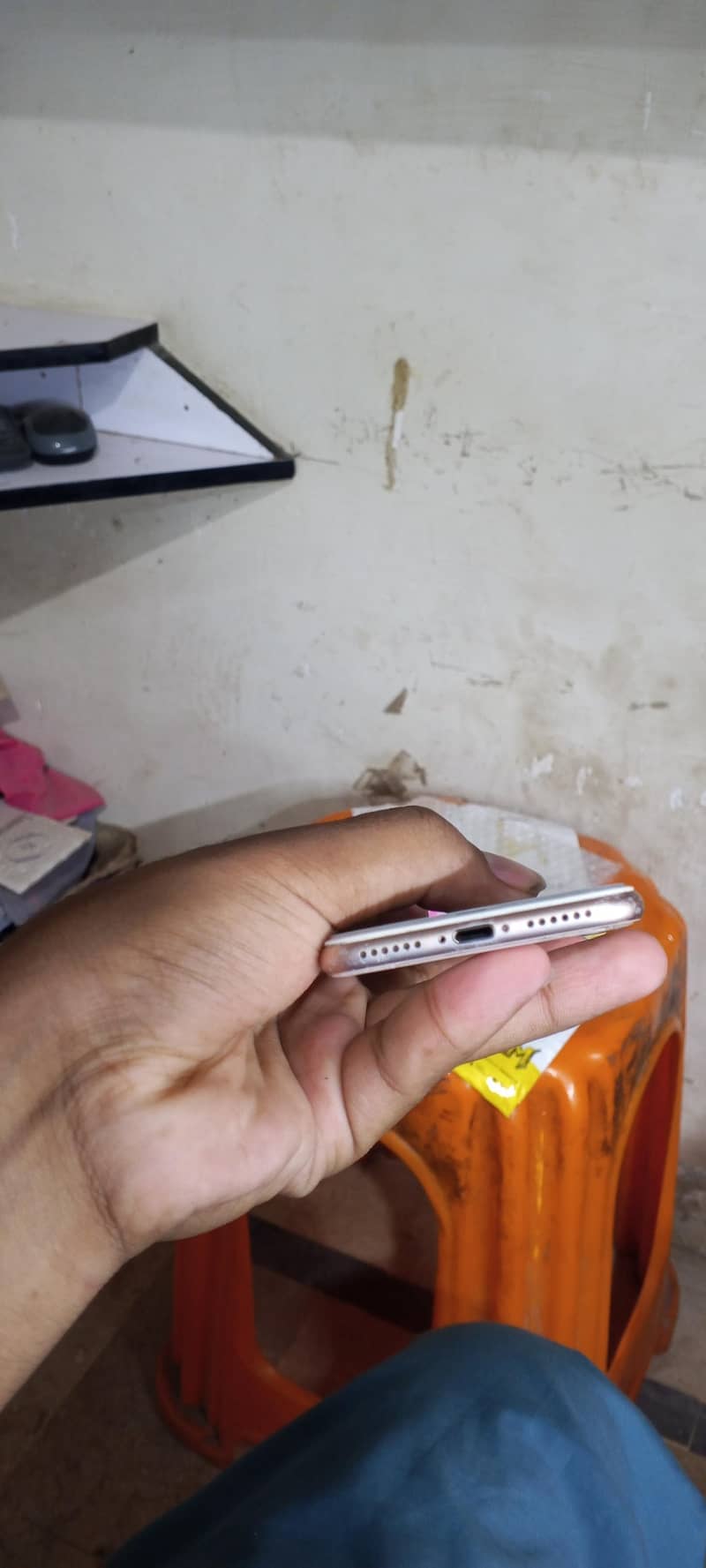Apple iPhone 8 5