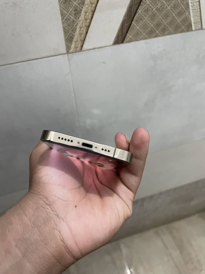 Apple iPhone 14 Pro 5