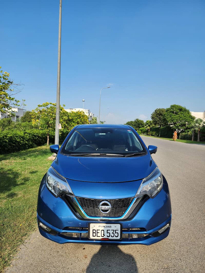 Nissan Note E Power 2017 0