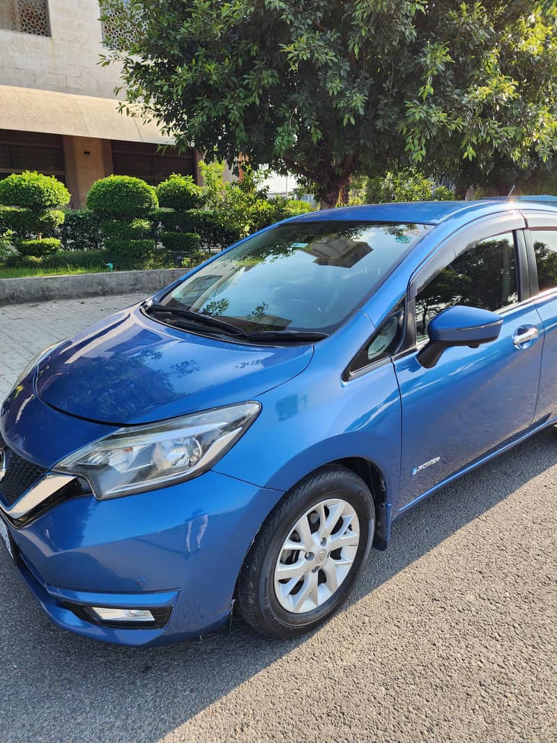 Nissan Note E Power 2017 1
