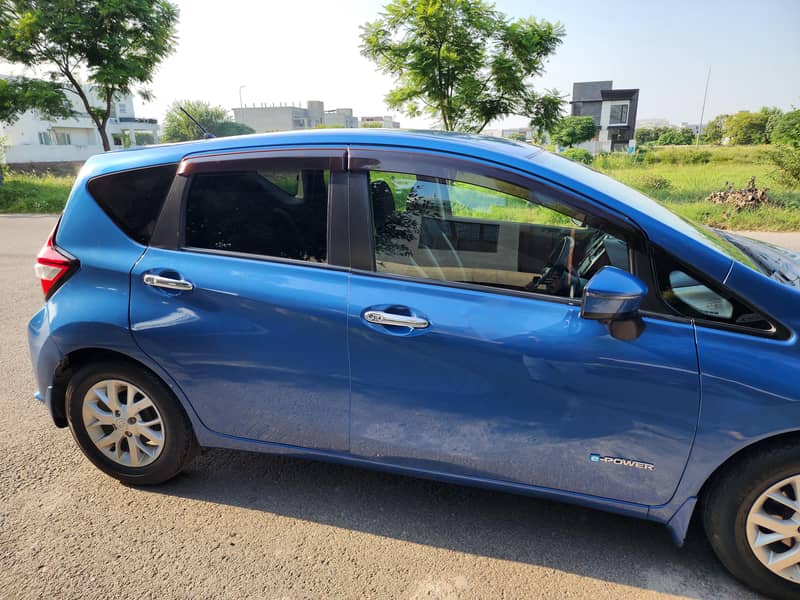 Nissan Note E Power 2017 3