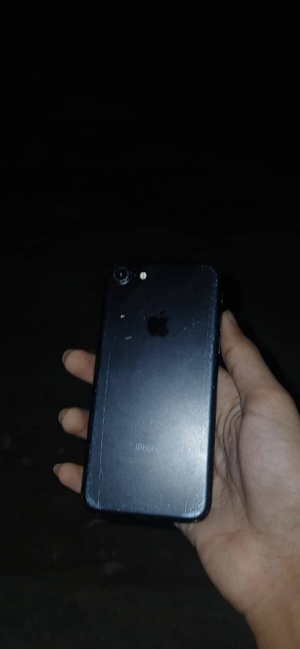 Apple iPhone 7 9