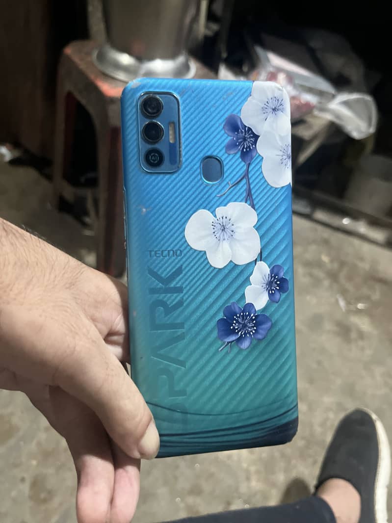 Tecno Spark 7T 0