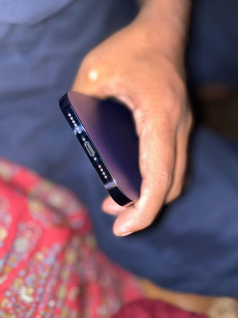 Apple iPhone 14 Pro Max 3
