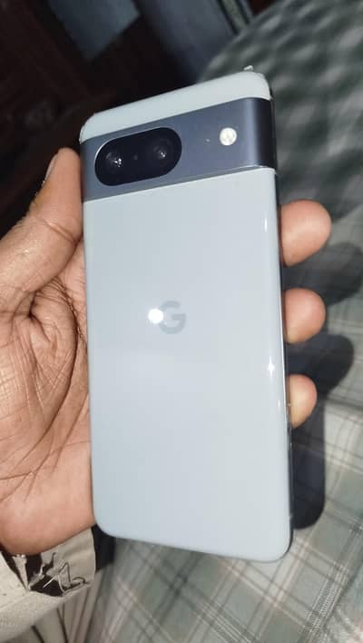 Google Pixel 8