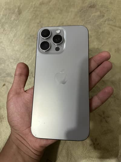 Apple iPhone 15 Pro Max