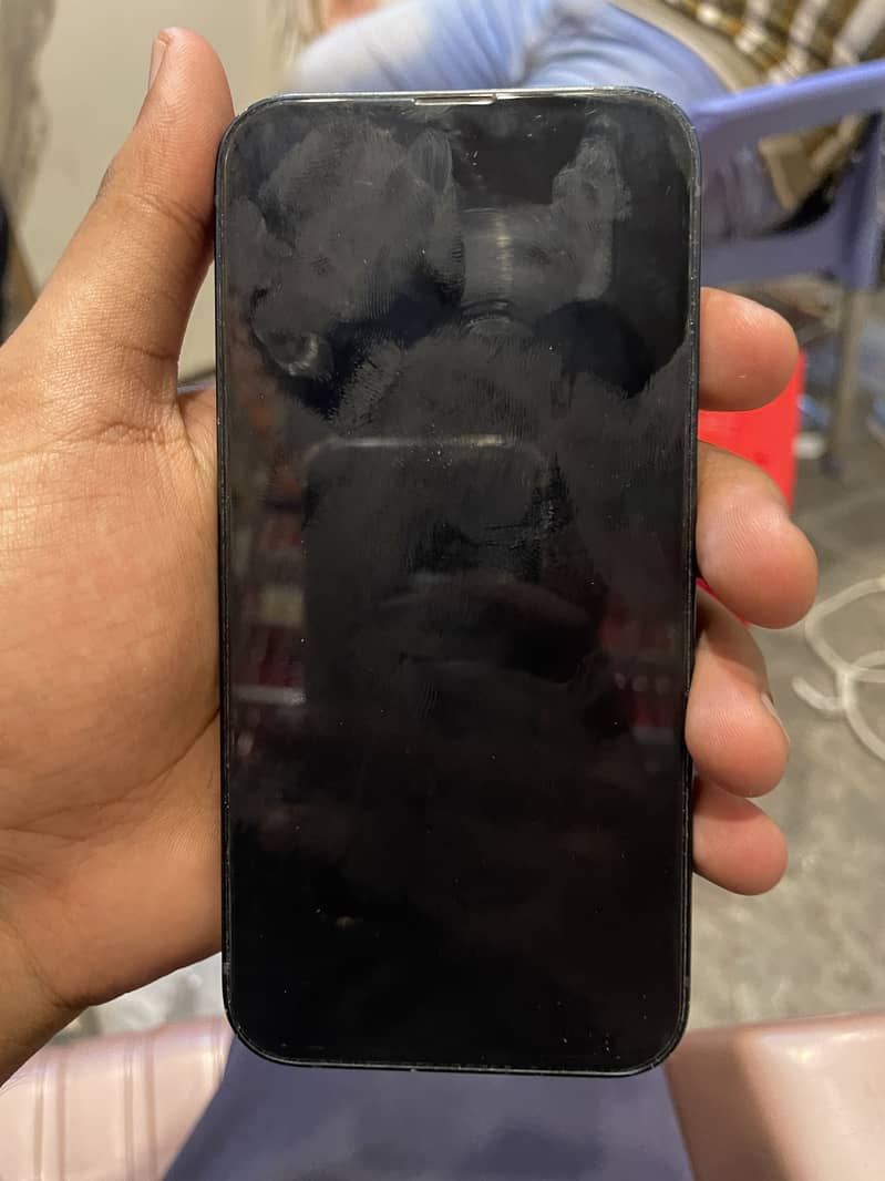 Apple iPhone 13 1