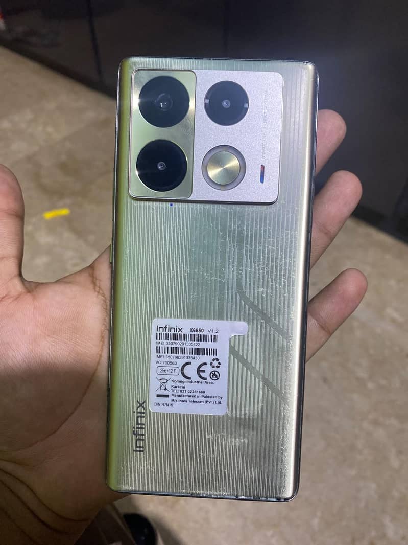Infinix Note 40 Pro 0