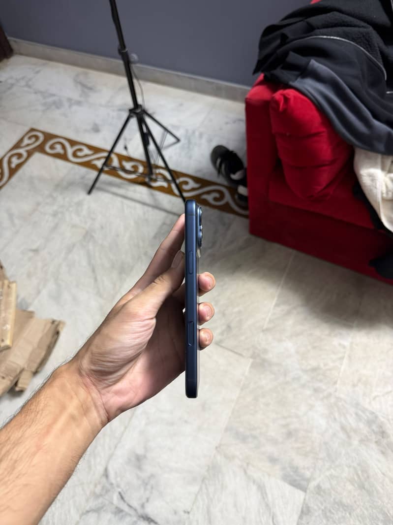 Apple iPhone 17 Pro Max 7
