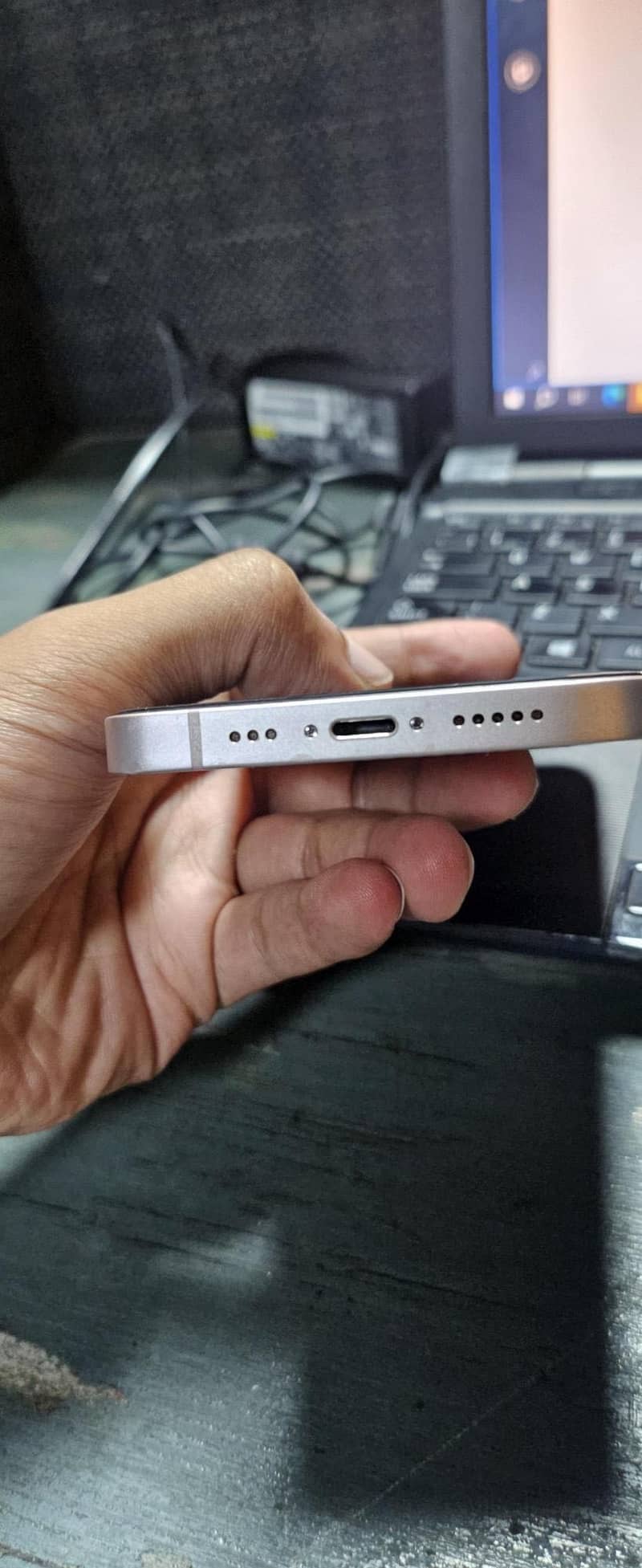 Apple iPhone 13 1