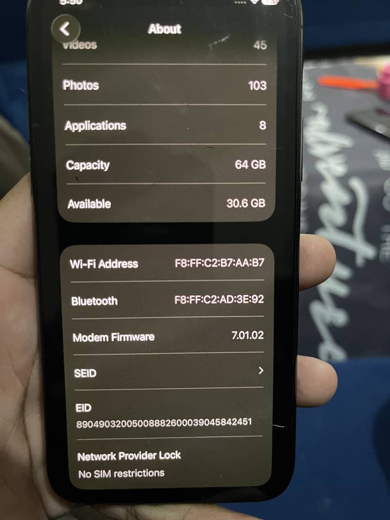iPhone 11 Pro 4