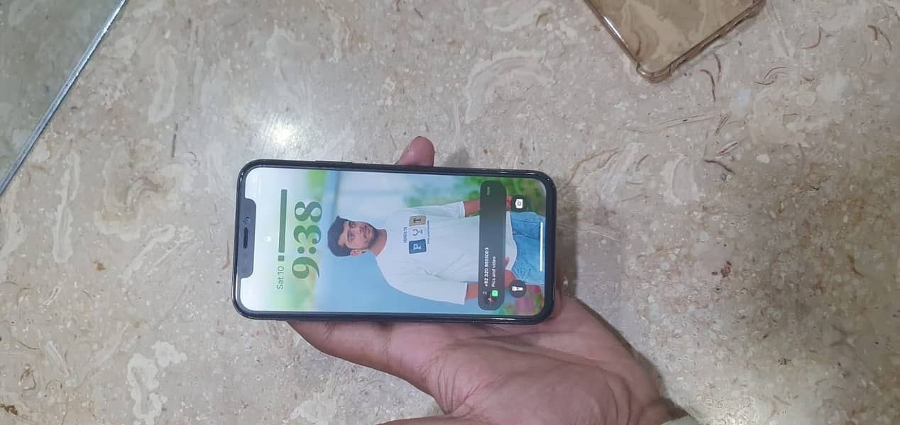 Apple iPhone XS 1