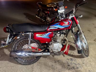 Honda CG125 2023/24 model total jenion bike