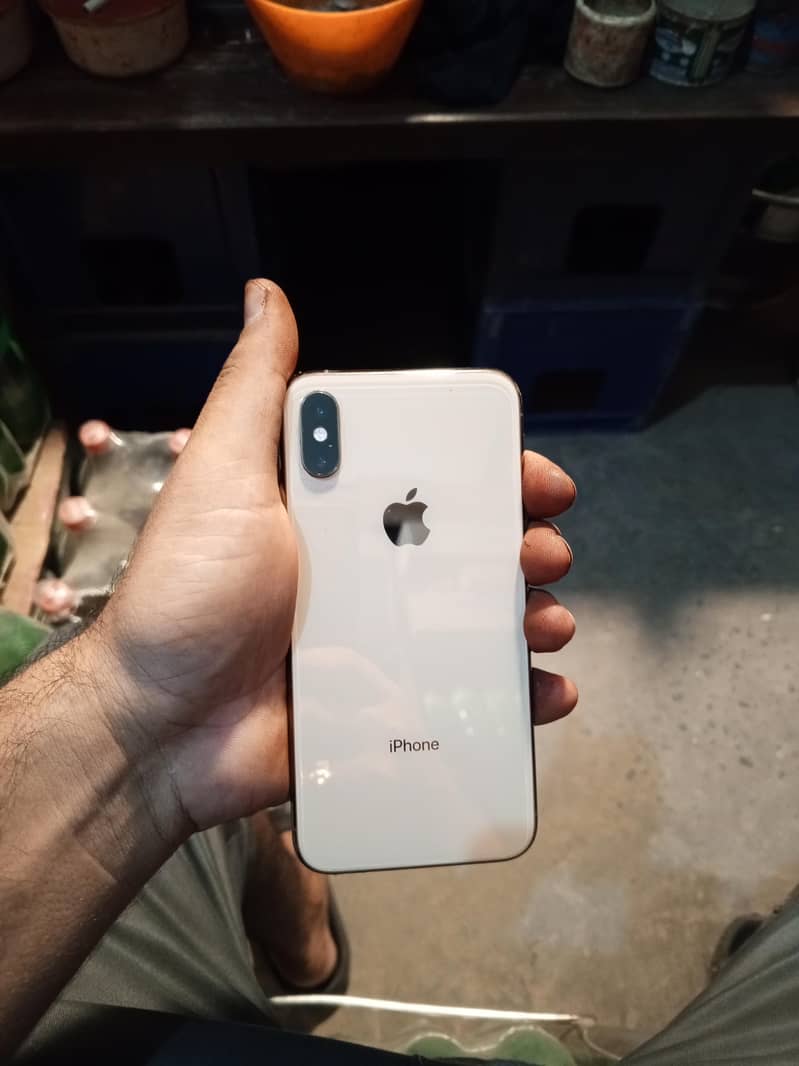 Apple iPhone XS 0