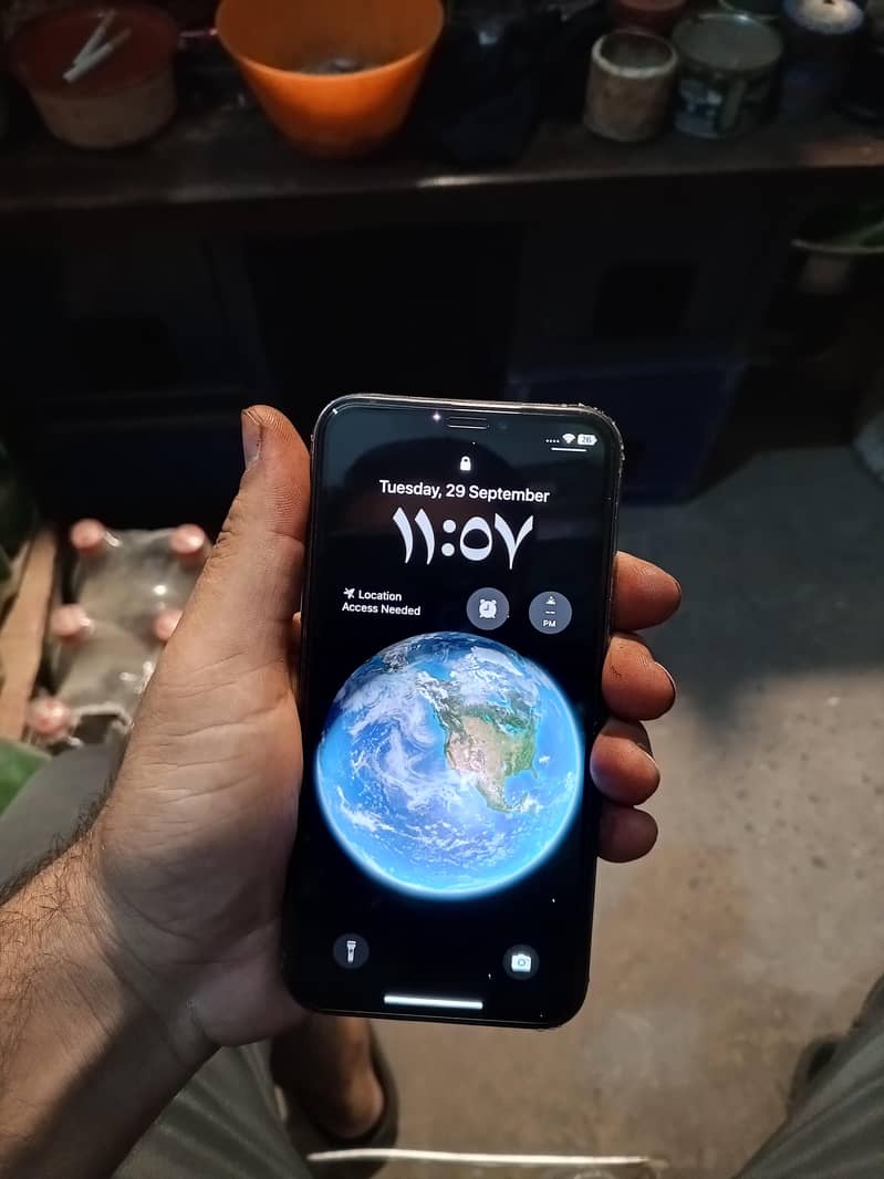 Apple iPhone XS 1