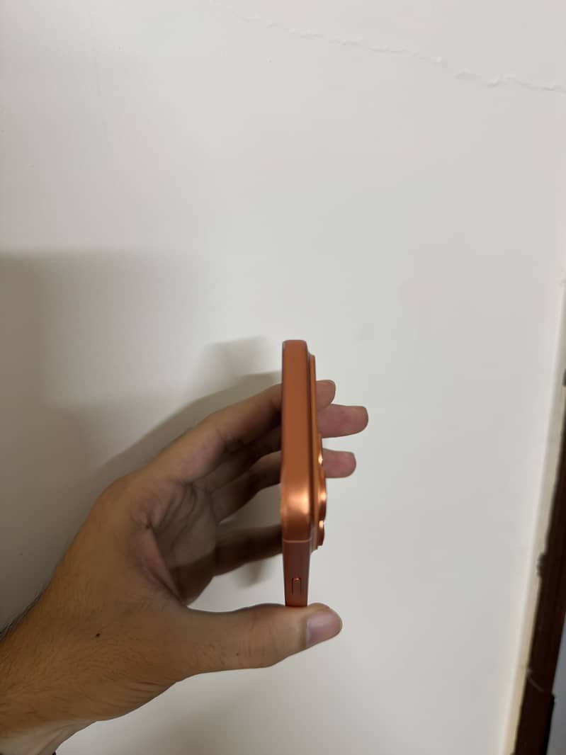 Apple iPhone 17 Pro 2
