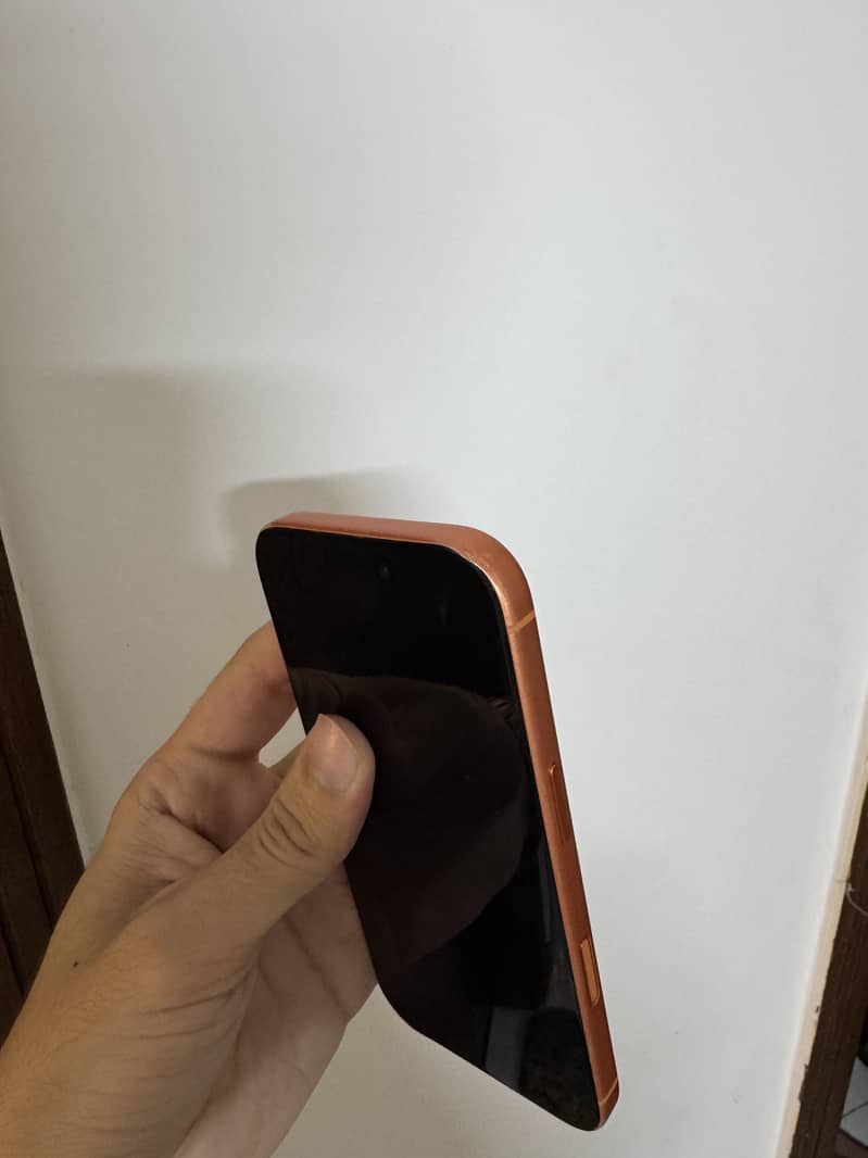 Apple iPhone 17 Pro 4