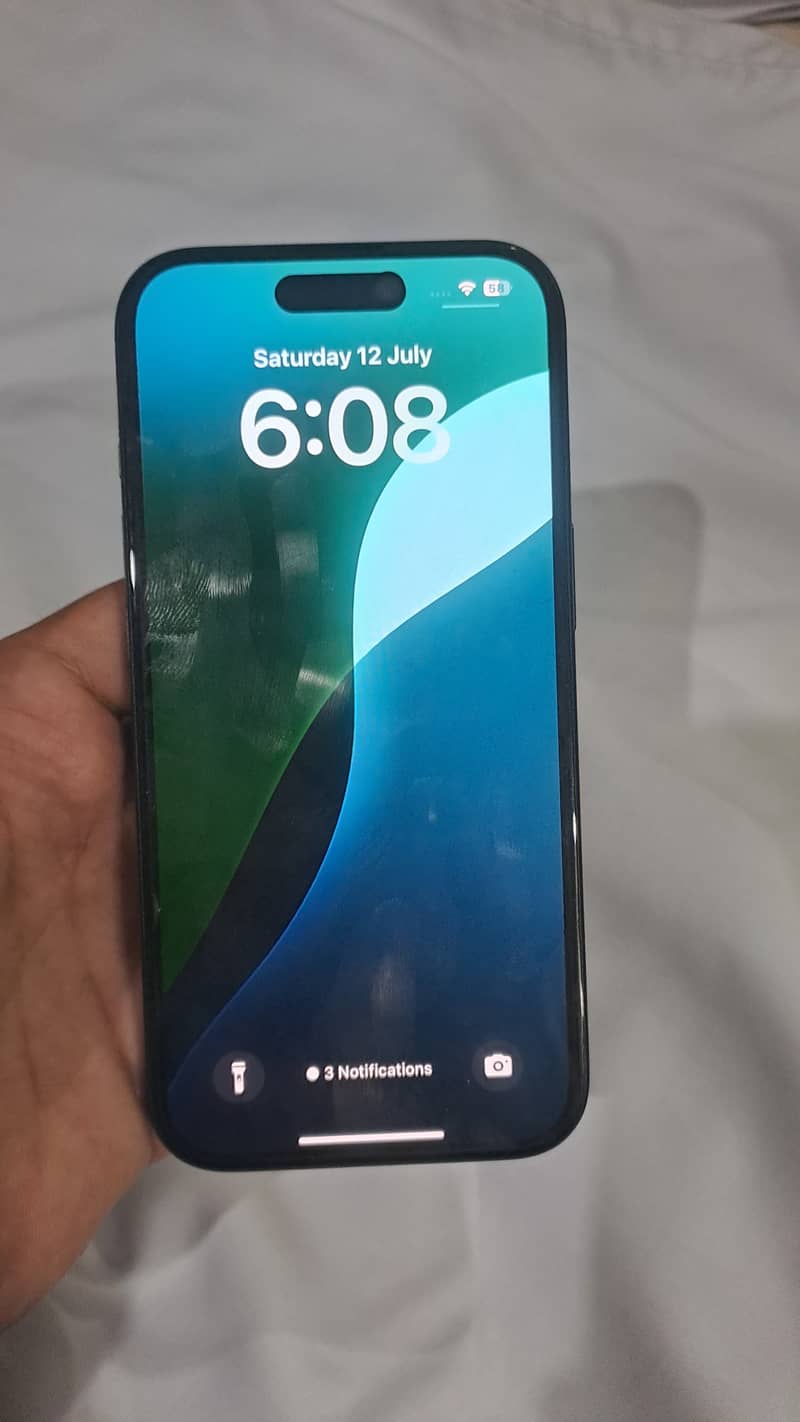 Apple iPhone 15 6