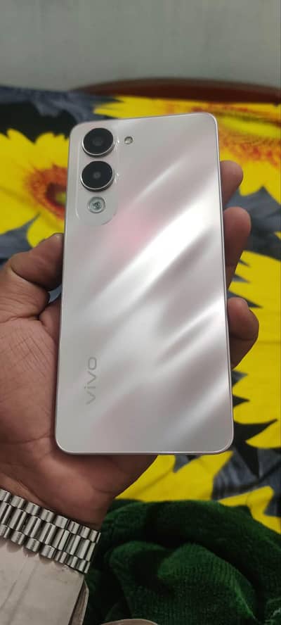 Vivo Y04