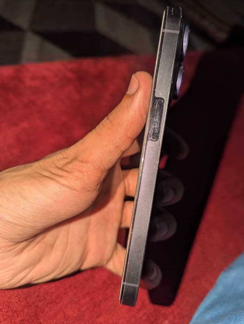 Apple iPhone 14 Pro 3