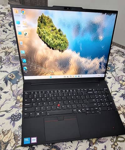 Lenovo ThinkPad E16 Gen 3 - Intel Core 7 240H Processor 16-GB 512-GB S