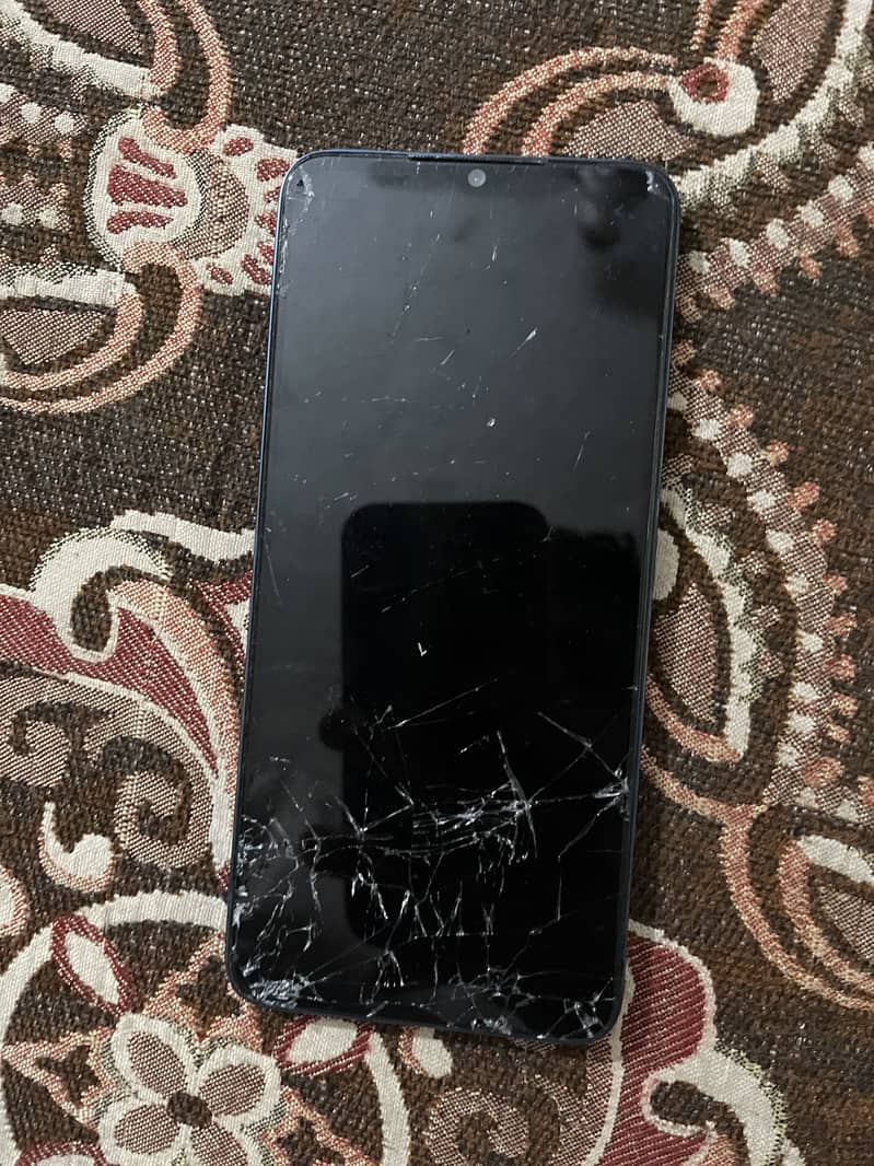 Tecno Spark 10C 0