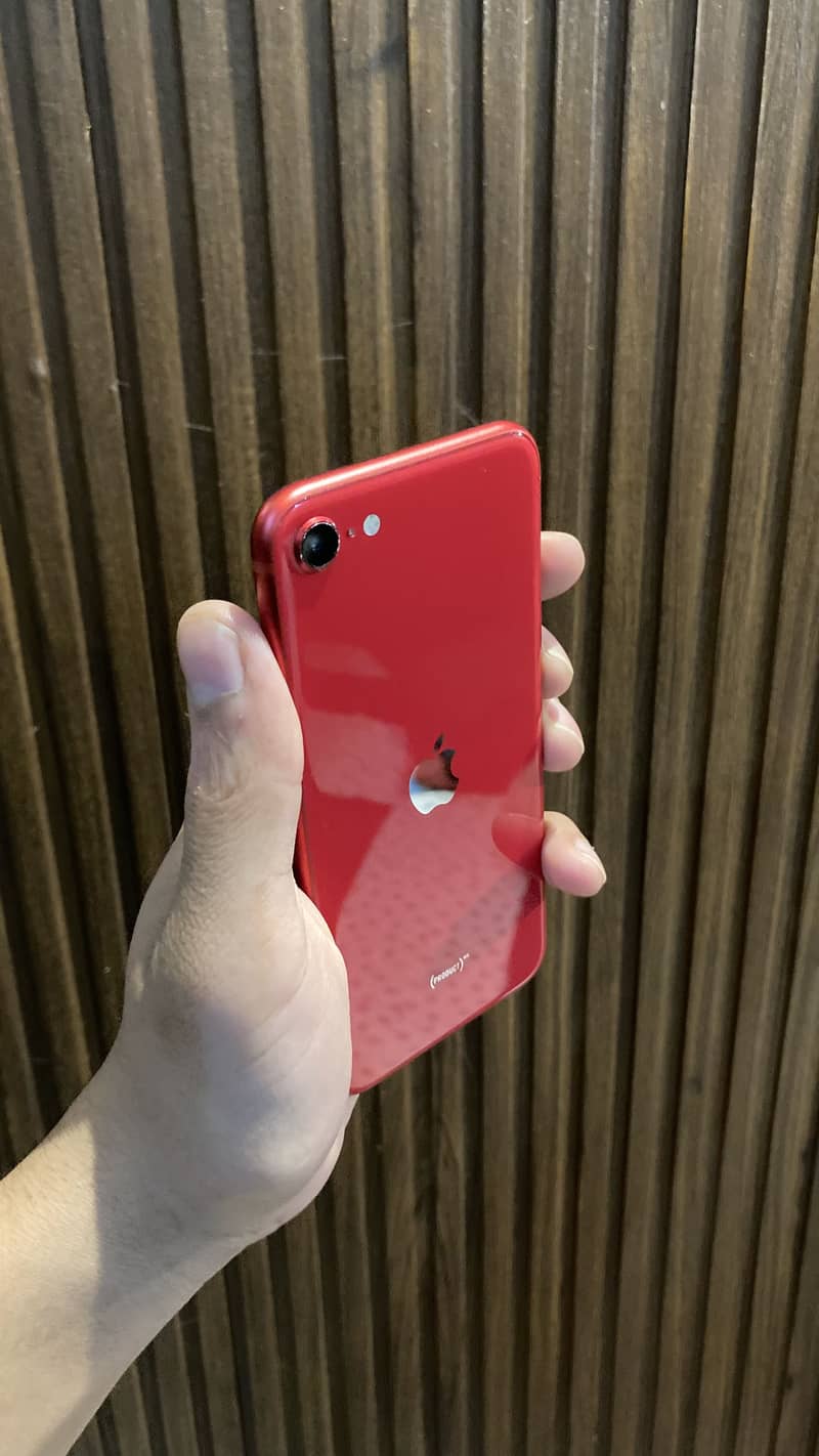 Apple iPhone SE 6