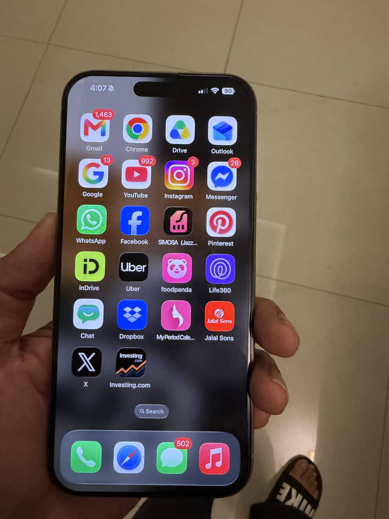 Apple iPhone 16 Pro Max 2