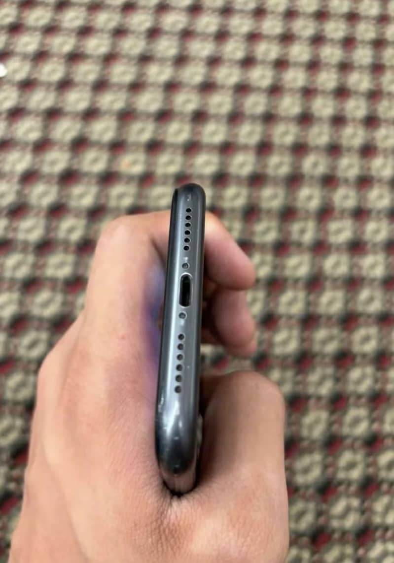 Apple iPhone 11 2