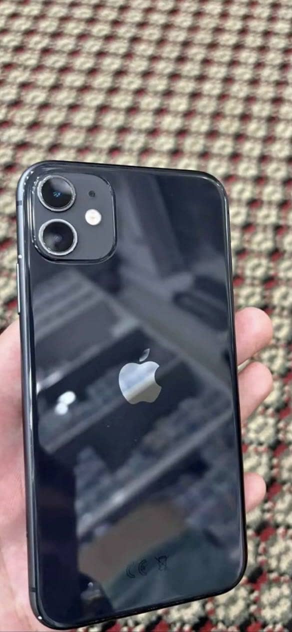 Apple iPhone 11 3