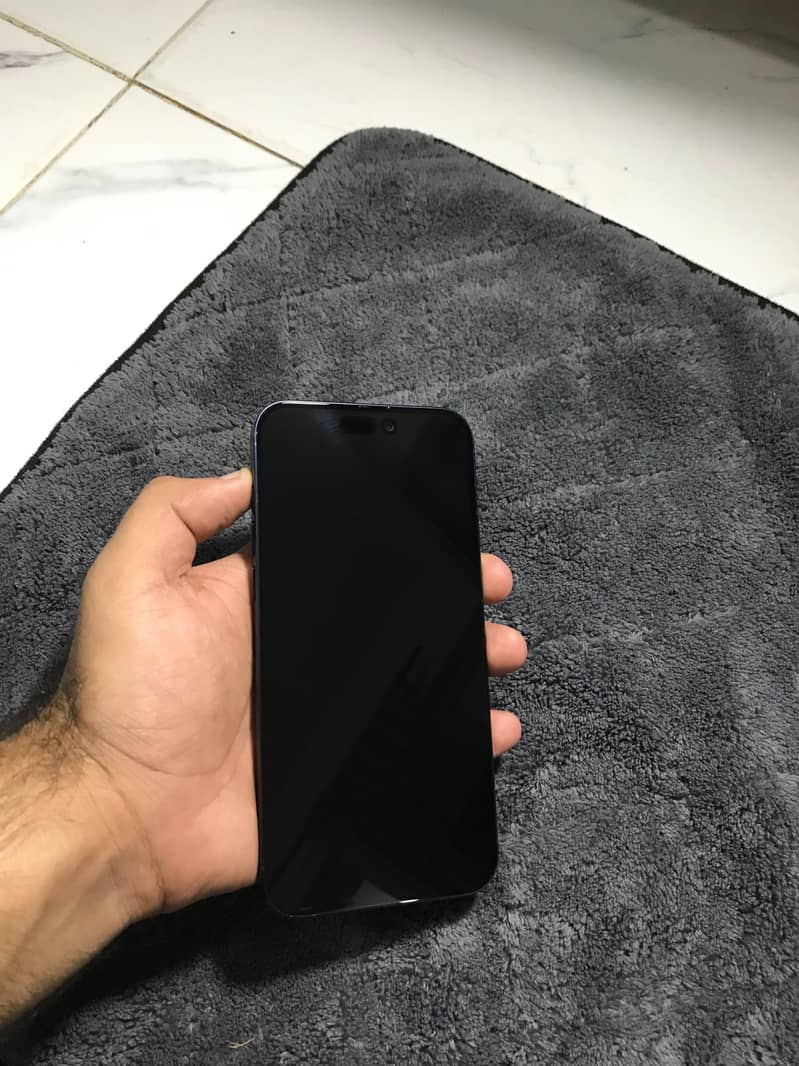 Apple iPhone 15 Pro Max 1