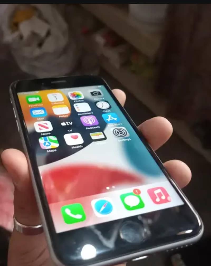 Apple iPhone 6S 0