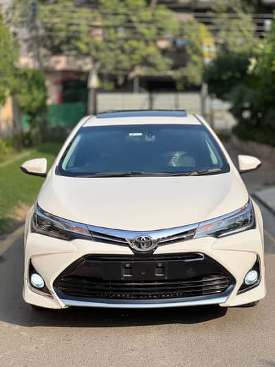 Toyota Altis Grande 2023