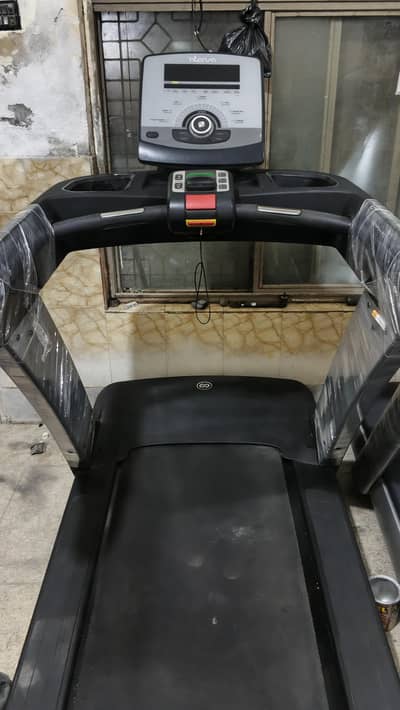 INTANZA treadmill/ Comericial track / AC motor