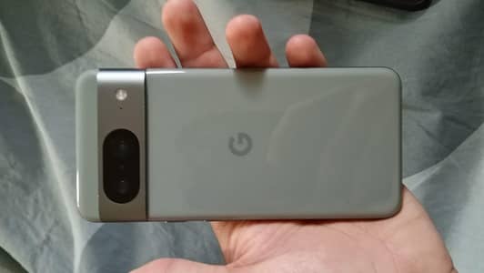 Google Pixel 8