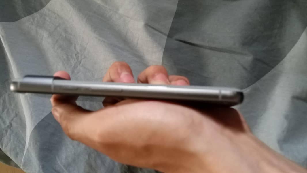 Google Pixel 8 3