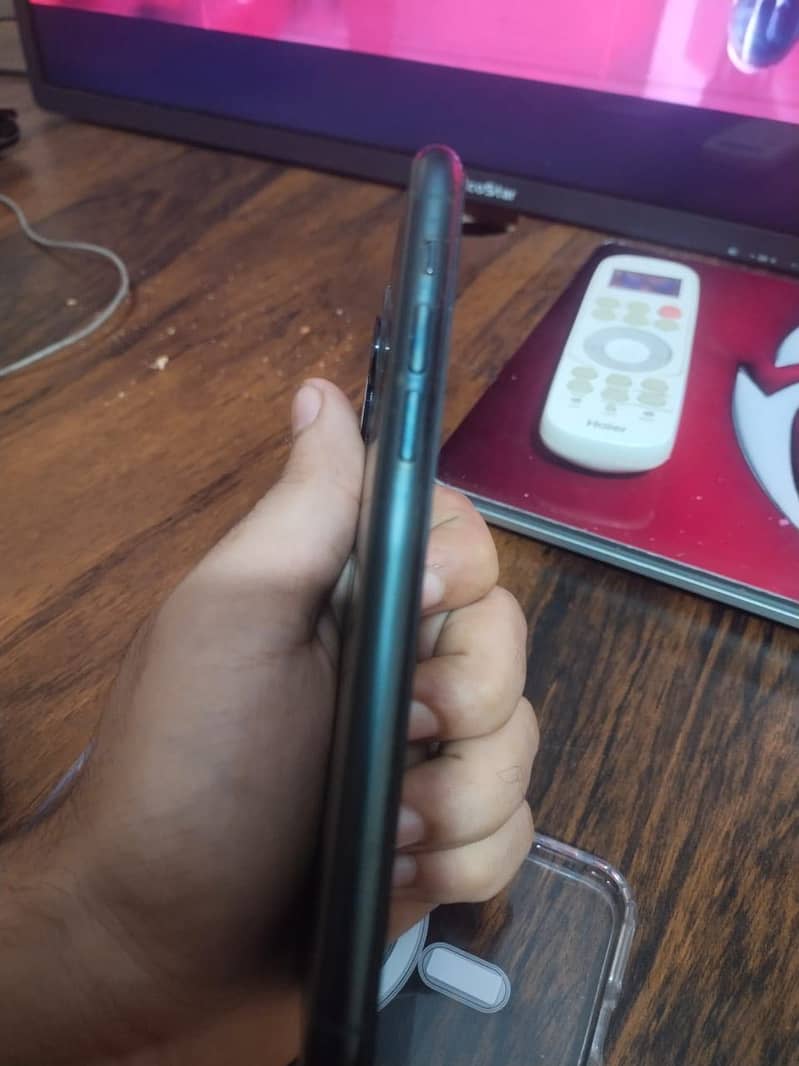 Iphone 11pro 5