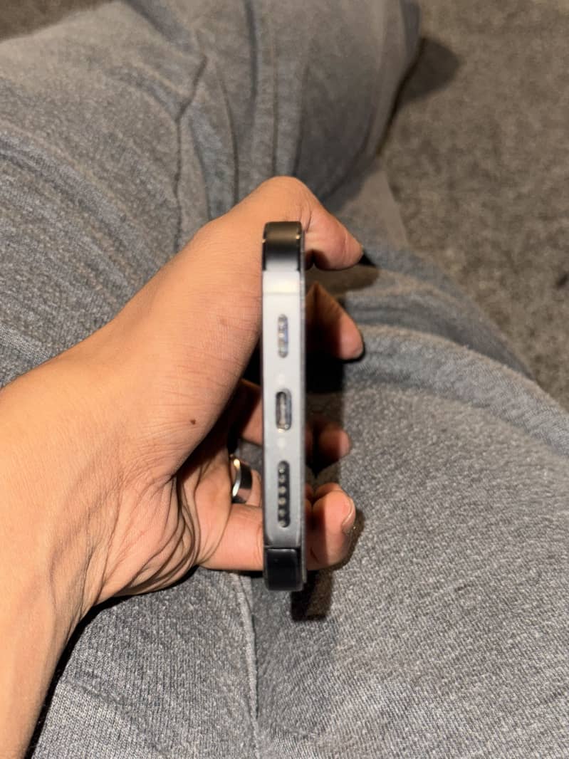 Apple iPhone 14 Pro Max 5