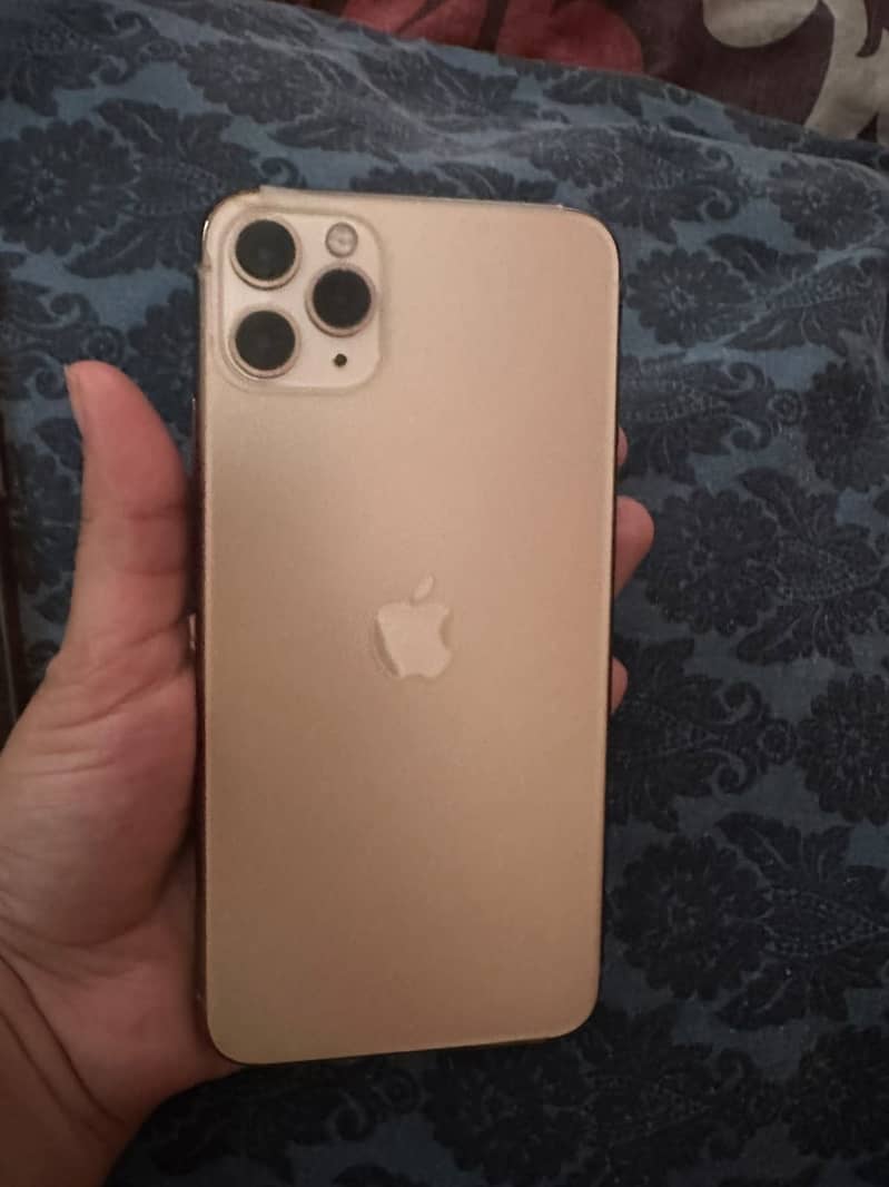 Apple iPhone 11 Pro Max 2