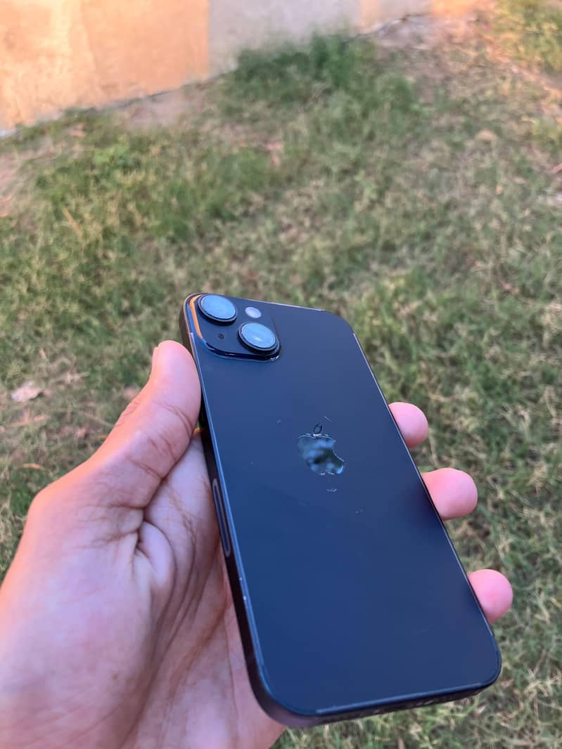 Apple iPhone 14 3
