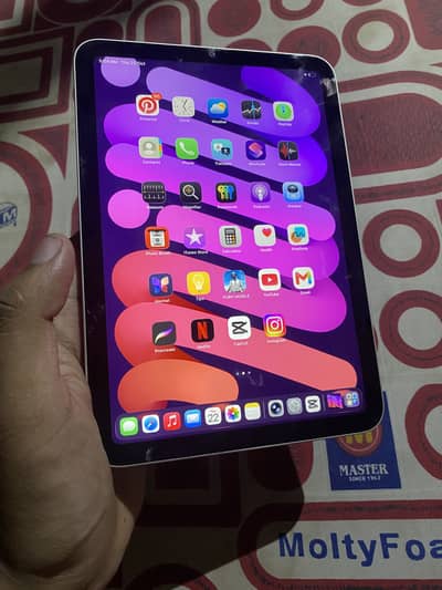 ipad mini 6 64 Gb with box 10/10 condition