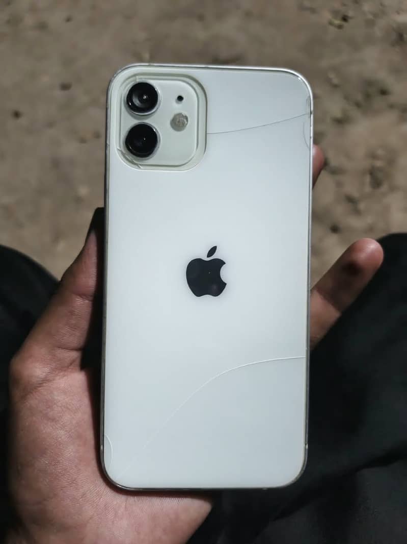 Apple iPhone 12 2